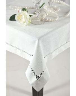 Obrus biały 145x240 cm EMILY z ozdobną listwą i mereżką