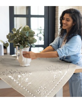 Obrus Adeline 140 X 300 Cm Beżowy