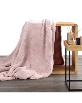Koc flano 200x220 cm pudrowo różowy zdobiony wytłaczanym wzorem CARO Design 91