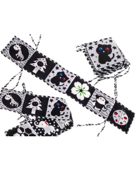 Książeczka sensoryczna kontrastowa miękka nauka widzenia ochraniacz do łóżeczka mata edukacyjna kształty dźwięki