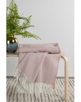 Koc bawełniano-akrylowy 180x220 cm różowo, kremowy zdobiony geometrycznym wzorem PLED