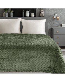 Narzuta na fotel-koc 70x160 cm ciemnooliwkowy miękka i miła w dotyku z wytłaczanym wzorem 3D CINDY 6 Design 91 Eurofirany | Time