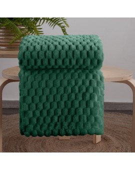 Koc 150x200 cm ciemnozielony bardzo miękki w dotyku z wytłaczanym wzorem 3D CINDY 6 Design 91