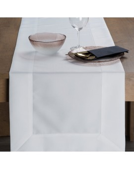 Bieżnik na stół 40x180 cm biały zdobiony kantą - LUCY