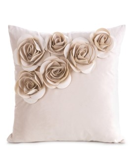 Poszewka na poduszkę 45 x 45 cm z welwetu kolor pudrowy zdobiona w róże 3D