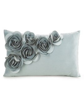 Poszewka na poduszkę 30 x 50 cm z welwetu kolor miętowy zdobiona w róże 3D