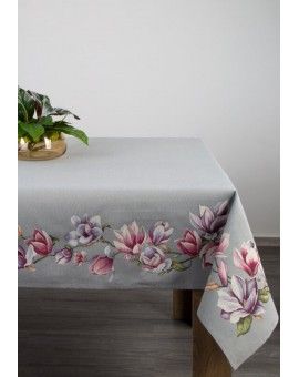 Obrus gobelinowy z motywem kwitnących magnolii